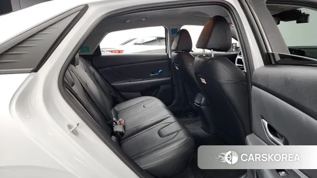 Hyundai Avante (CN7) 2021 Белый из Кореи, фото 3