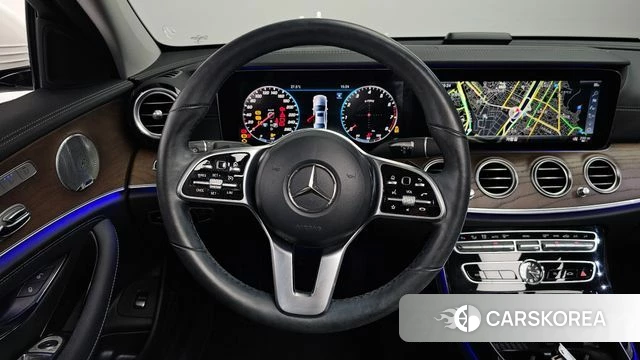 Mercedes-Benz E-Class W213 2018 Белый из Кореи, фото 3