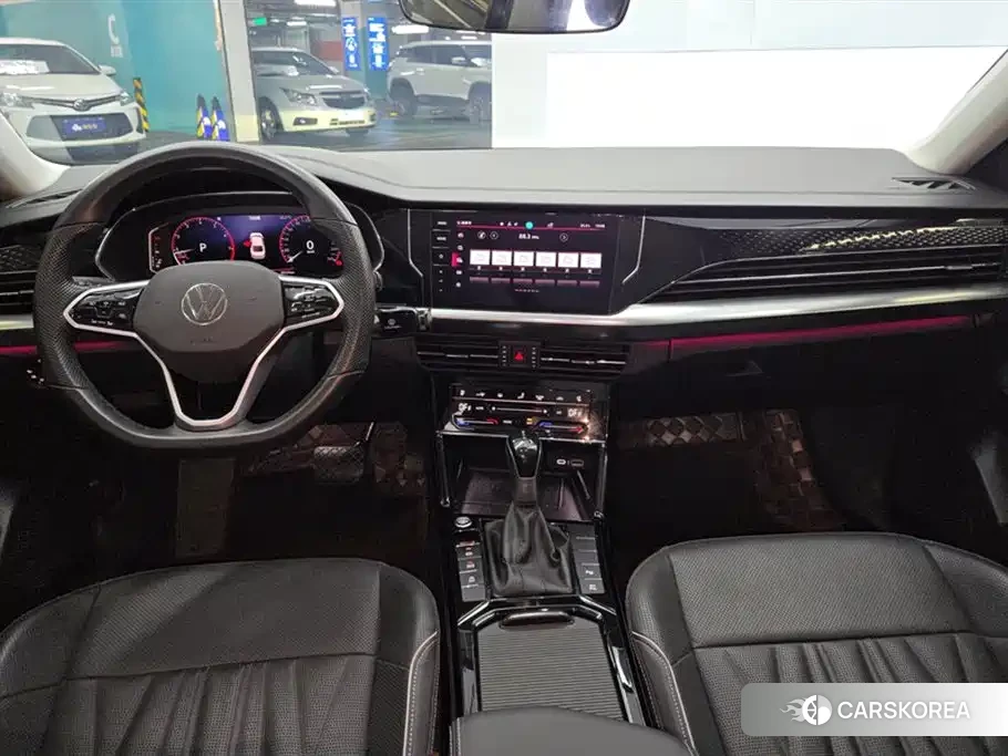 Volkswagen Passat 2023 Черный из Китая, фото 3