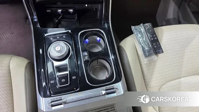 Kia Carnival 4th generation 2021 Белый из Кореи, фото 3