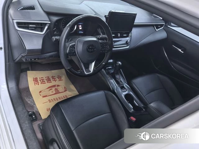 Toyota Corolla 2021 Белый из Китая, фото 3