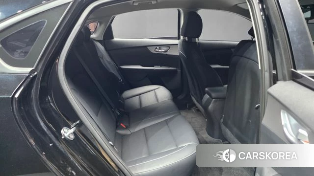 Kia The New K3 2nd generation 2022 Черный из Кореи, фото 3