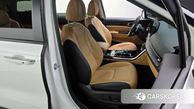 Kia Carnival 4th generation 2022 Белый из Кореи, фото 3