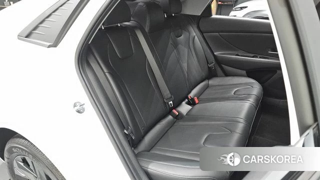 Hyundai Avante (CN7) 2022 Белый из Кореи, фото 3