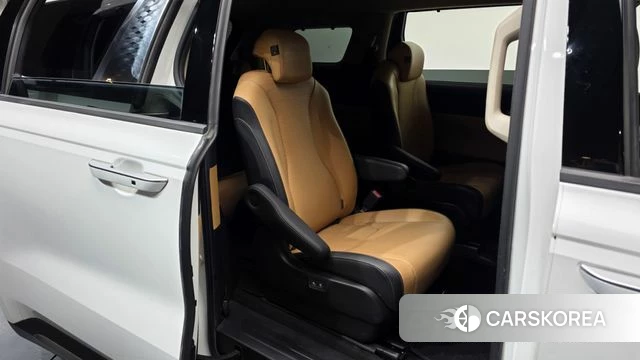 Kia Carnival 4th generation 2020 Белый из Кореи, фото 3