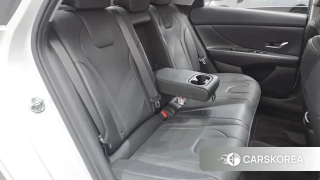 Hyundai Avante (CN7) 2023 Белый из Кореи, фото 3