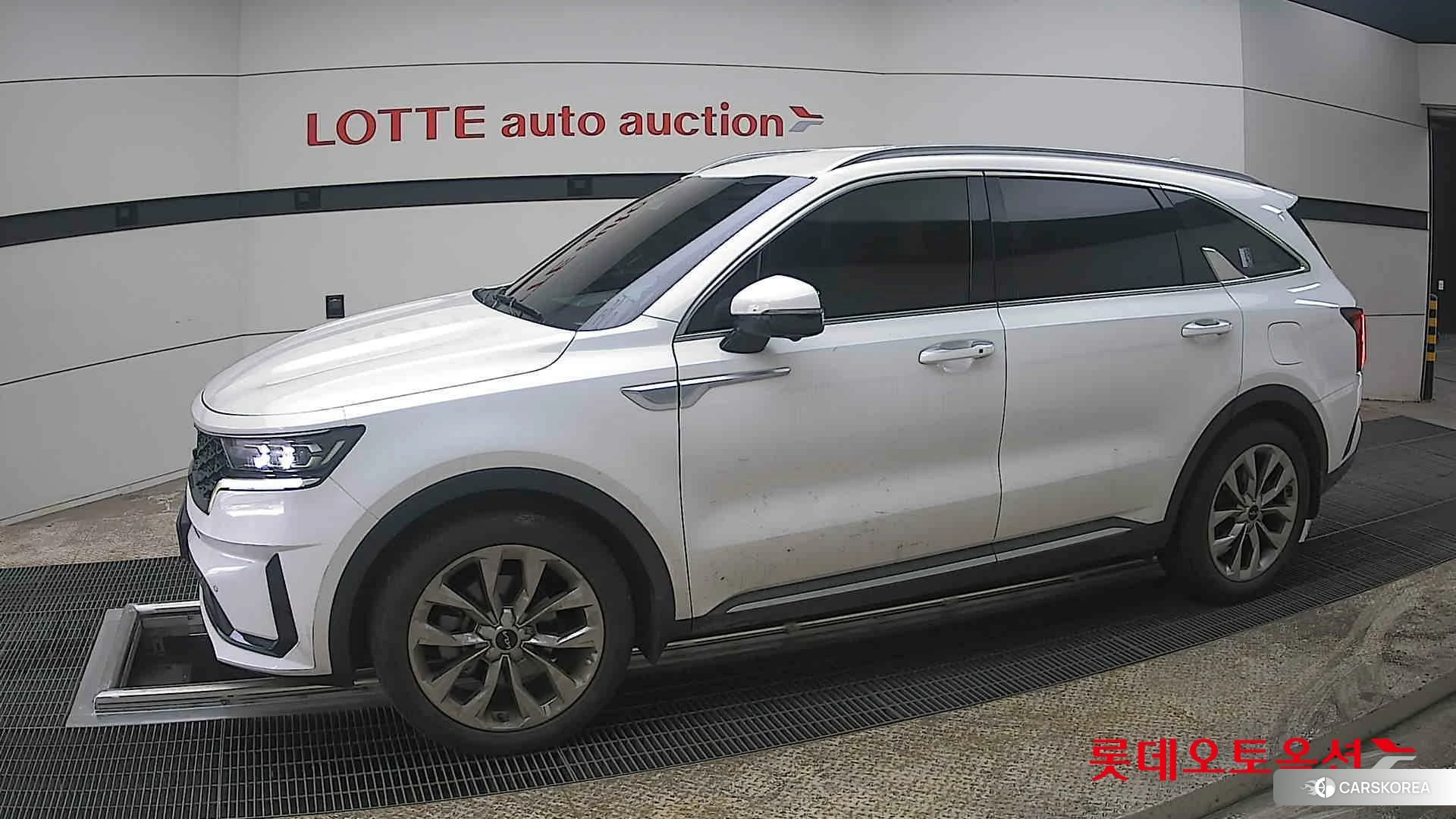 Kia Sorento 2022 Snow White Pearl (optional) из Кореи, фото 3
