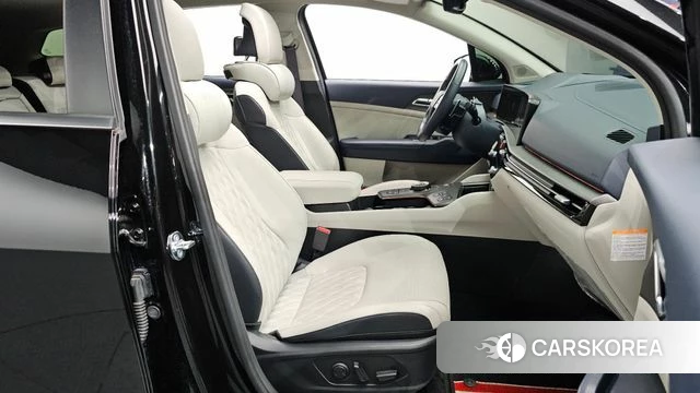 Kia The New Sportage 5th Generation Hybrid 2025 Черный из Кореи, фото 3