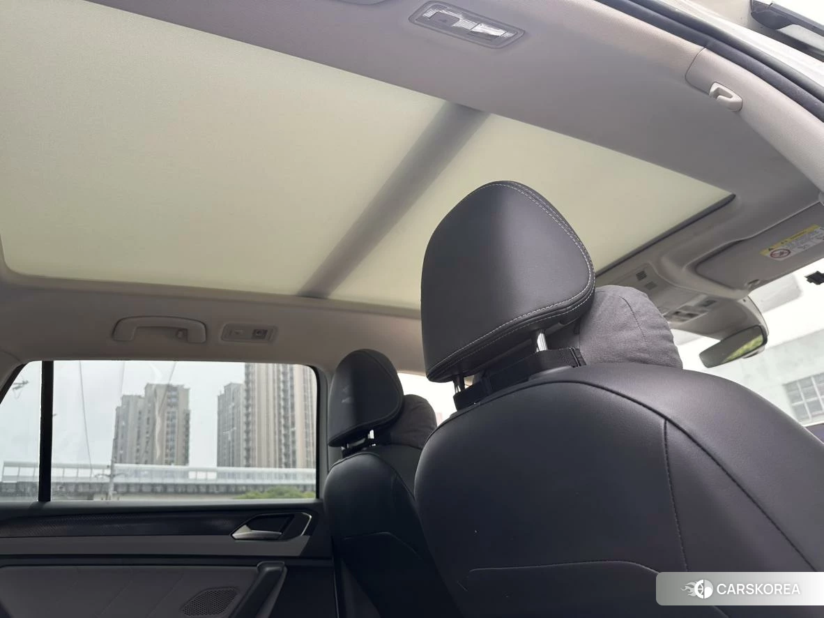 Volkswagen Tanyue 2023 Белый из Китая, фото 3