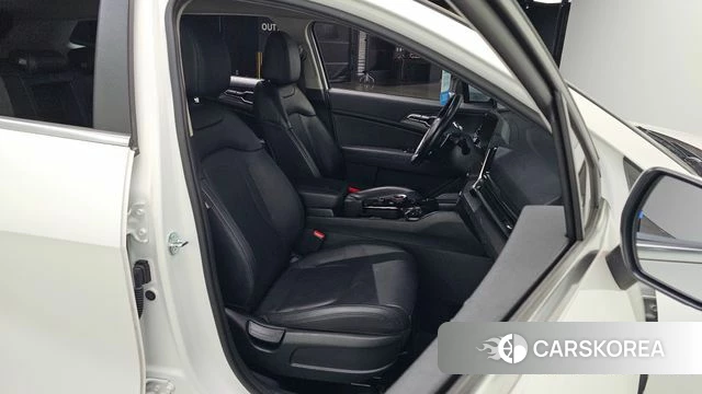 Kia Sportage 5th Generation Hybrid 2022 Белый из Кореи, фото 3