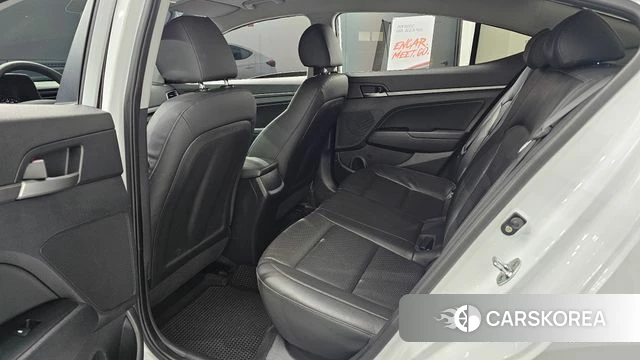 Hyundai Avante AD 2018 Белый из Кореи, фото 3