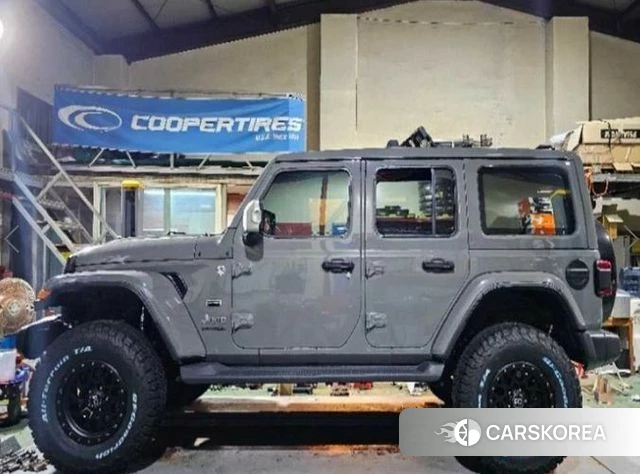 Jeep Wrangler (JL) 2023 Серый из Кореи, фото 3