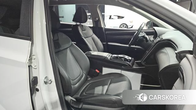Hyundai Tucson (NX4) 2023 Белый из Кореи, фото 3