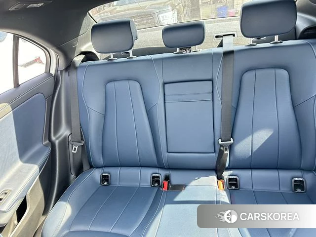 Mercedes-Benz Class A 2021 Белый из Китая, фото 3