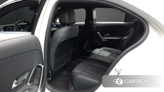 Mercedes-Benz A-Class W177 2022 Белый из Кореи, фото 3