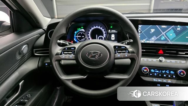 Hyundai Avante Hybrid (CN7) 2021 Белый из Кореи, фото 3