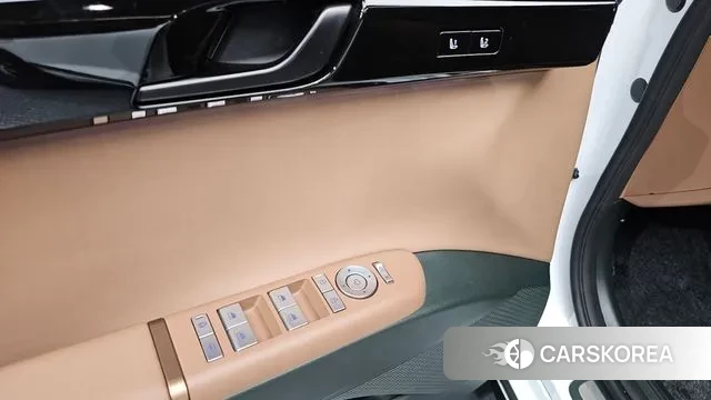 Hyundai Grandeur Hybrid (GN7) 2024 Белый из Кореи, фото 3