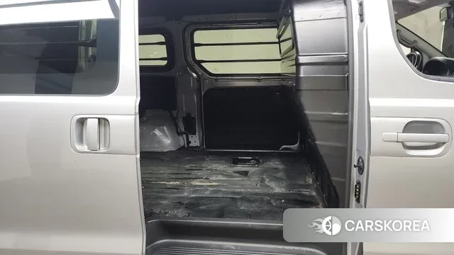 Hyundai The New Grand Starex 2019 Серебряный из Кореи, фото 3