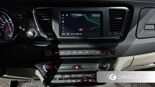 Kia The New Carnival 2018 Черный из Кореи, фото 3