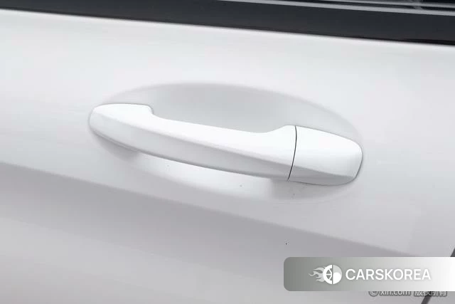 Mercedes-Benz Class C 2021 Белый из Китая, фото 3