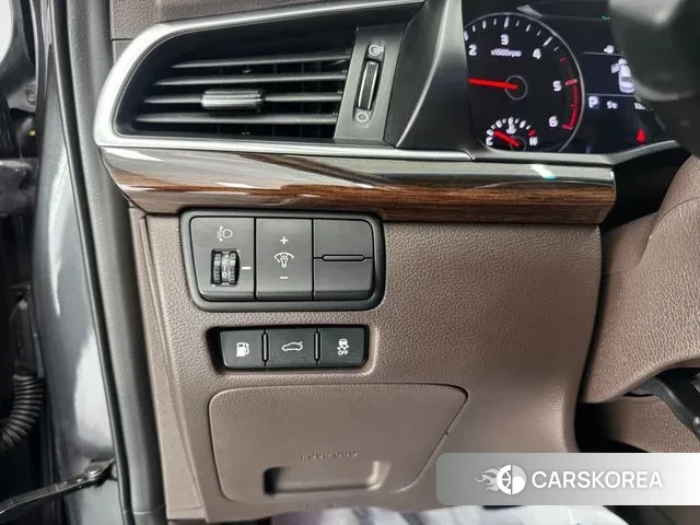 Kia Come New K7 2018 Серый из Кореи, фото 3