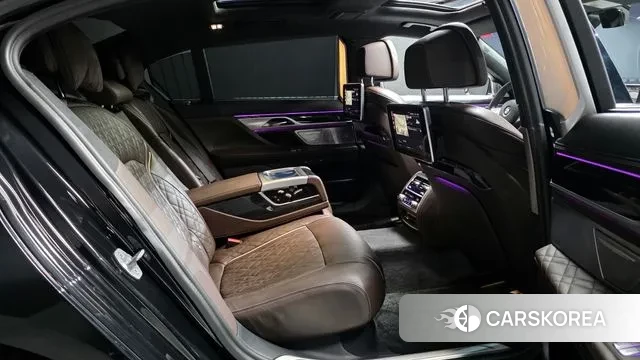 BMW 7 Series (G11) 2022 Черный из Кореи, фото 3