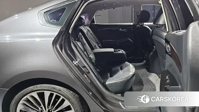 Kia Come New K7 2018 Серый из Кореи, фото 3