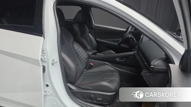 Hyundai Avante (CN7) 2023 Белый из Кореи, фото 3