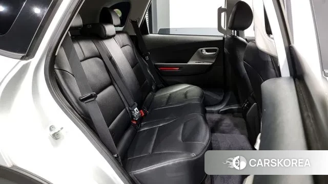 Kia Niro Plus 2022 Серебряный из Кореи, фото 3