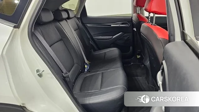 Kia Seltos 2021 Белый из Кореи, фото 3