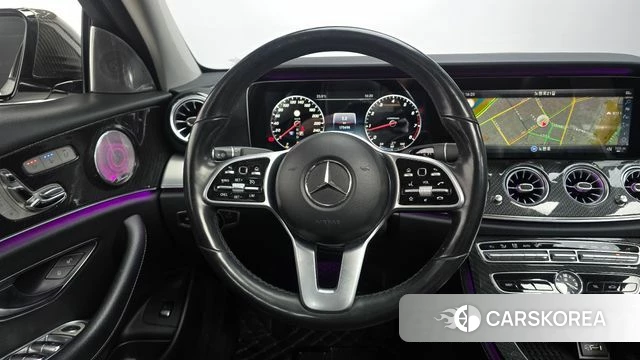 Mercedes-Benz E-Class W213 2019 Белый из Кореи, фото 3