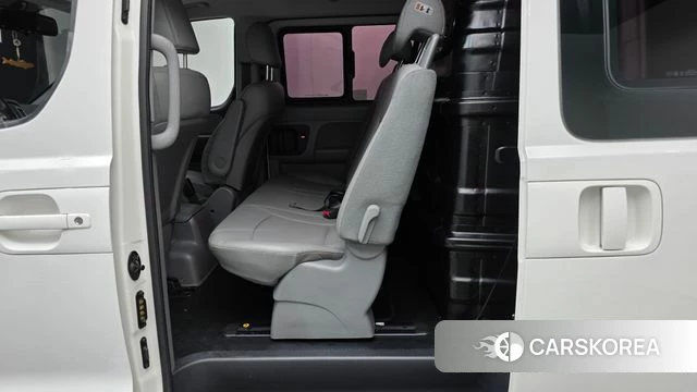 Hyundai The New Grand Starex 2019 Белый из Кореи, фото 3