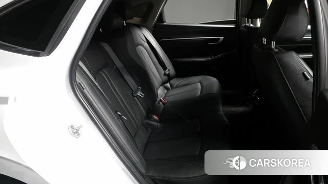 Hyundai Sonata D Edge Hybrid (DN8) 2023 Белый из Кореи, фото 3