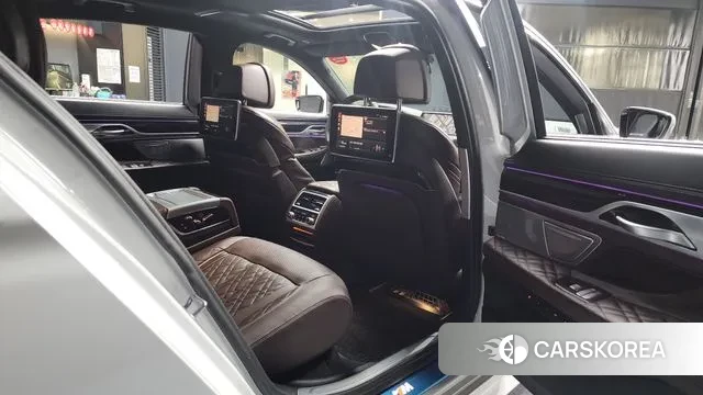 BMW 7 Series (G11) 2022 Белый из Кореи, фото 3