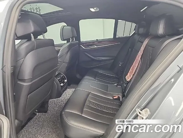 BMW 5 Series (G30) id 2887157 из Кореи 3