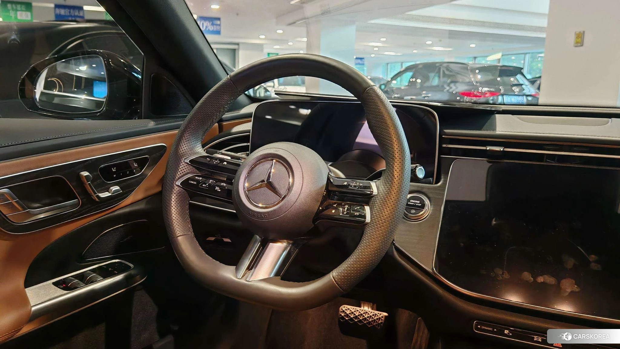 Mercedes-Benz E-class 2023 Черный из Китая, фото 3