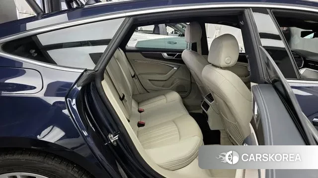 Audi A7 (4K) 2021 Синий из Кореи, фото 3