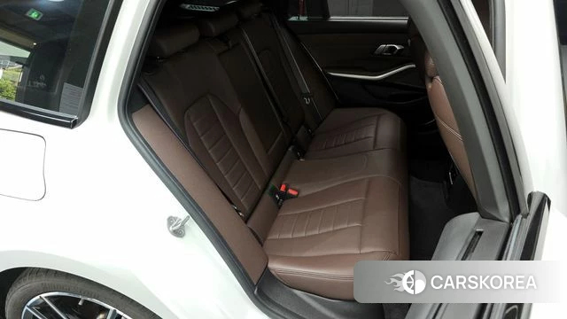 BMW 3 Series (G20) 2025 Белый из Кореи, фото 3