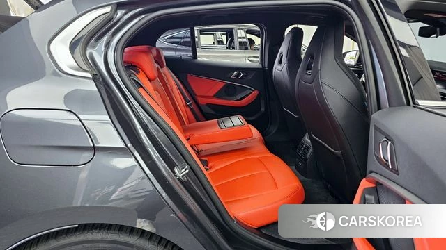 BMW 1 Series (F40) 2021 Серый из Кореи, фото 3