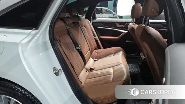 Audi A6 (C8) 2021 Белый из Кореи, фото 3