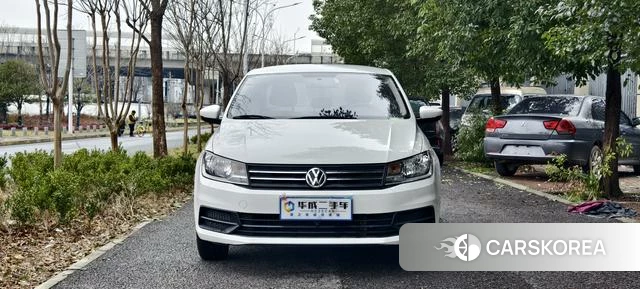 Volkswagen Santana 2021 Белый из Китая, фото 3