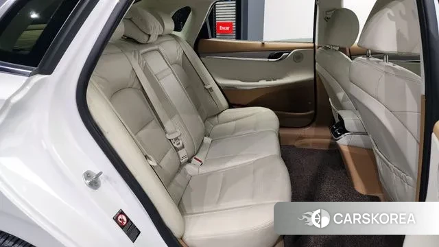 Hyundai The New Grandeur IG Hybrid 2020 Белый из Кореи, фото 3