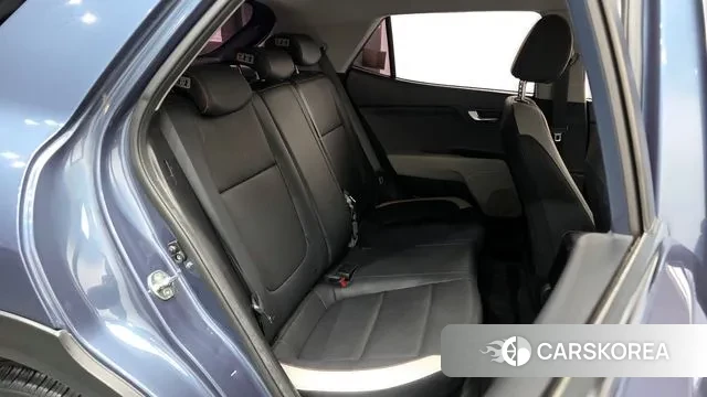 Kia Stonic 2018 Синий из Кореи, фото 3