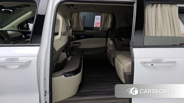 Kia Carnival 4th generation 2023 Белый из Кореи, фото 3