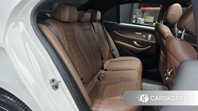 Mercedes-Benz E-Class W213 2020 Белый из Кореи, фото 3