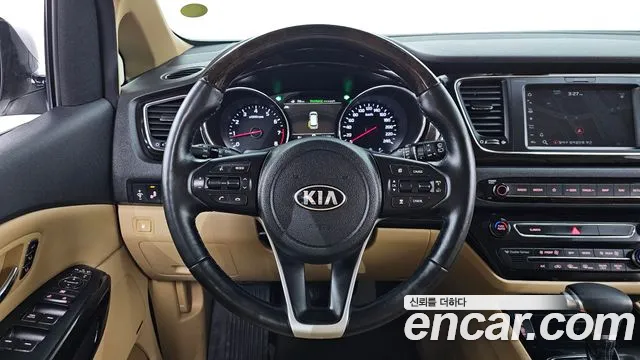 Kia The New Carnival id 2471364 из Кореи 3