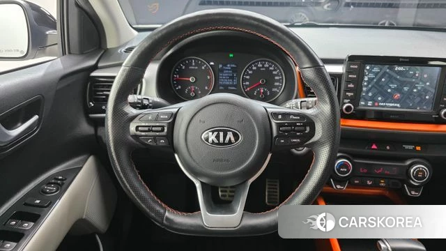 Kia Stonic 2018 Белый из Кореи, фото 3