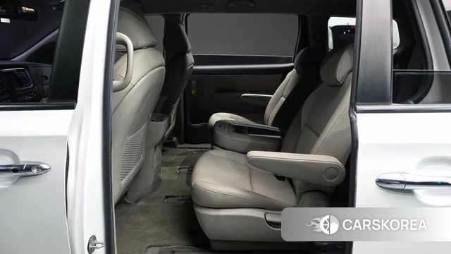 Kia The New Carnival 2019 Белый из Кореи, фото 3