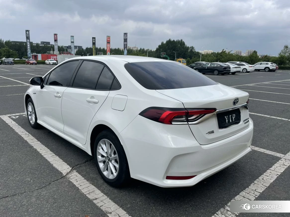 Toyota Corolla 2020 Белый из Китая, фото 3