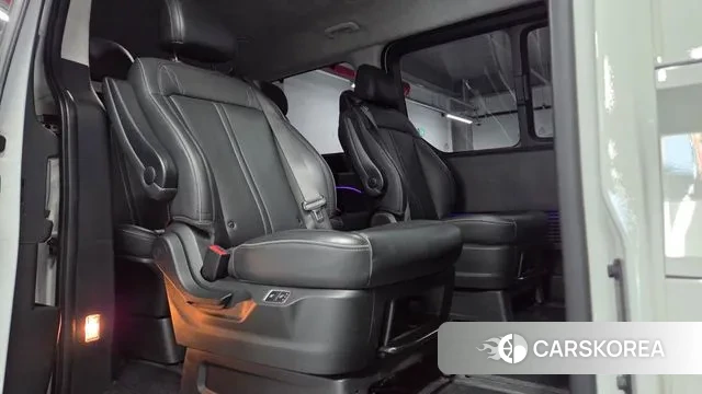 Hyundai Staria 2024 Белый из Кореи, фото 3